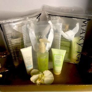 🔥BLACK FRIDAY SALE💥 🔥Mary Kay White Tea SATIN Hands Sets 3 Sets One Price